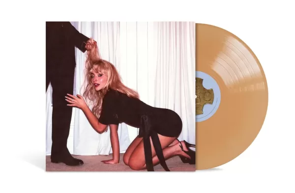 El nuevo álbum de Sabrina Carpenter ya está disponible para precompra