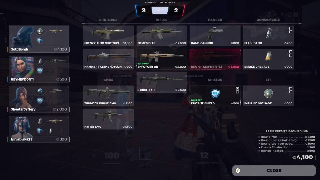 The *Fortnite Ballistic* buy screen showcasing the recommended loadout.