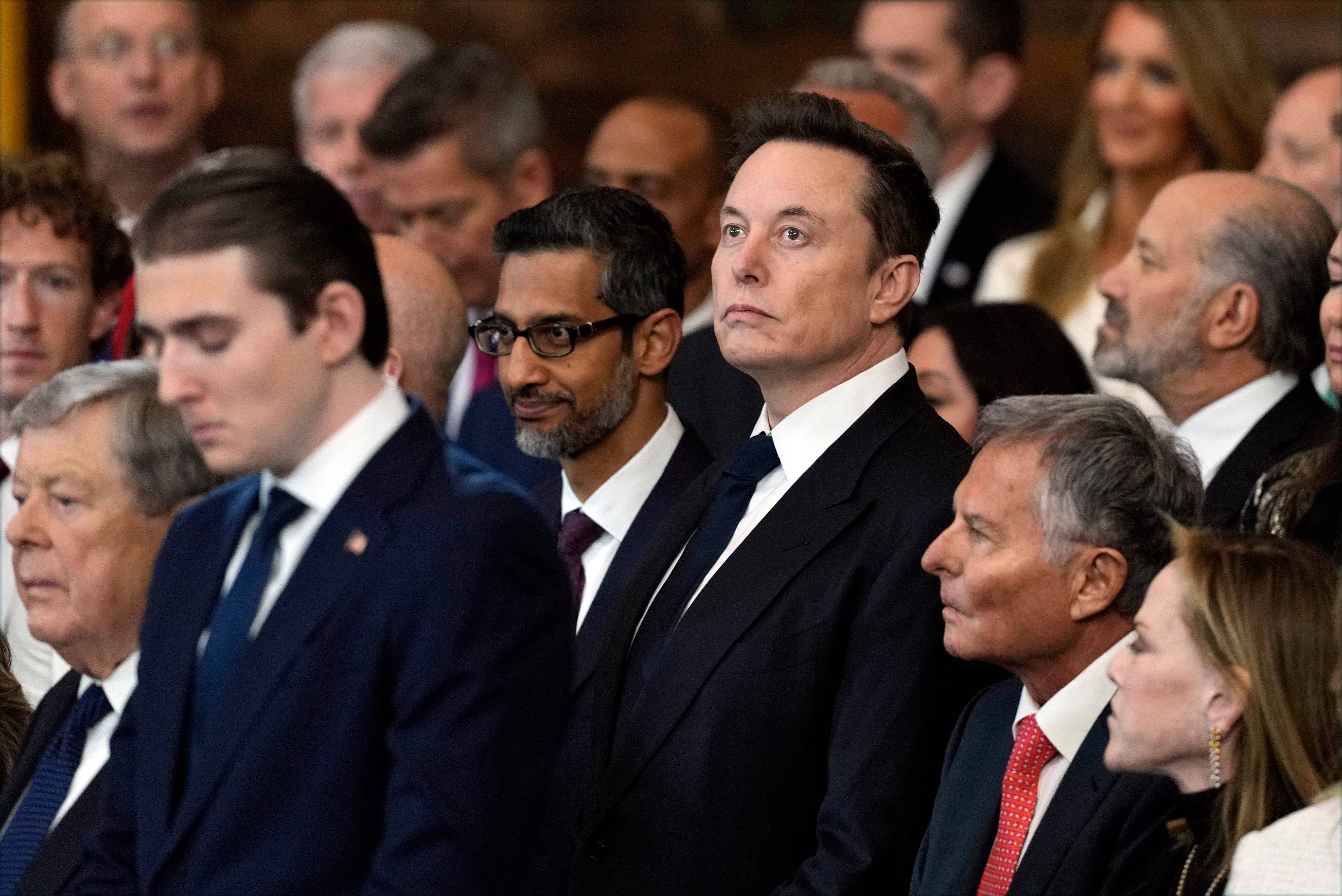Diablo 4, Elon Musk 금지에 대한 망명 경로 2 Devs Silent on Accound Accound Bank